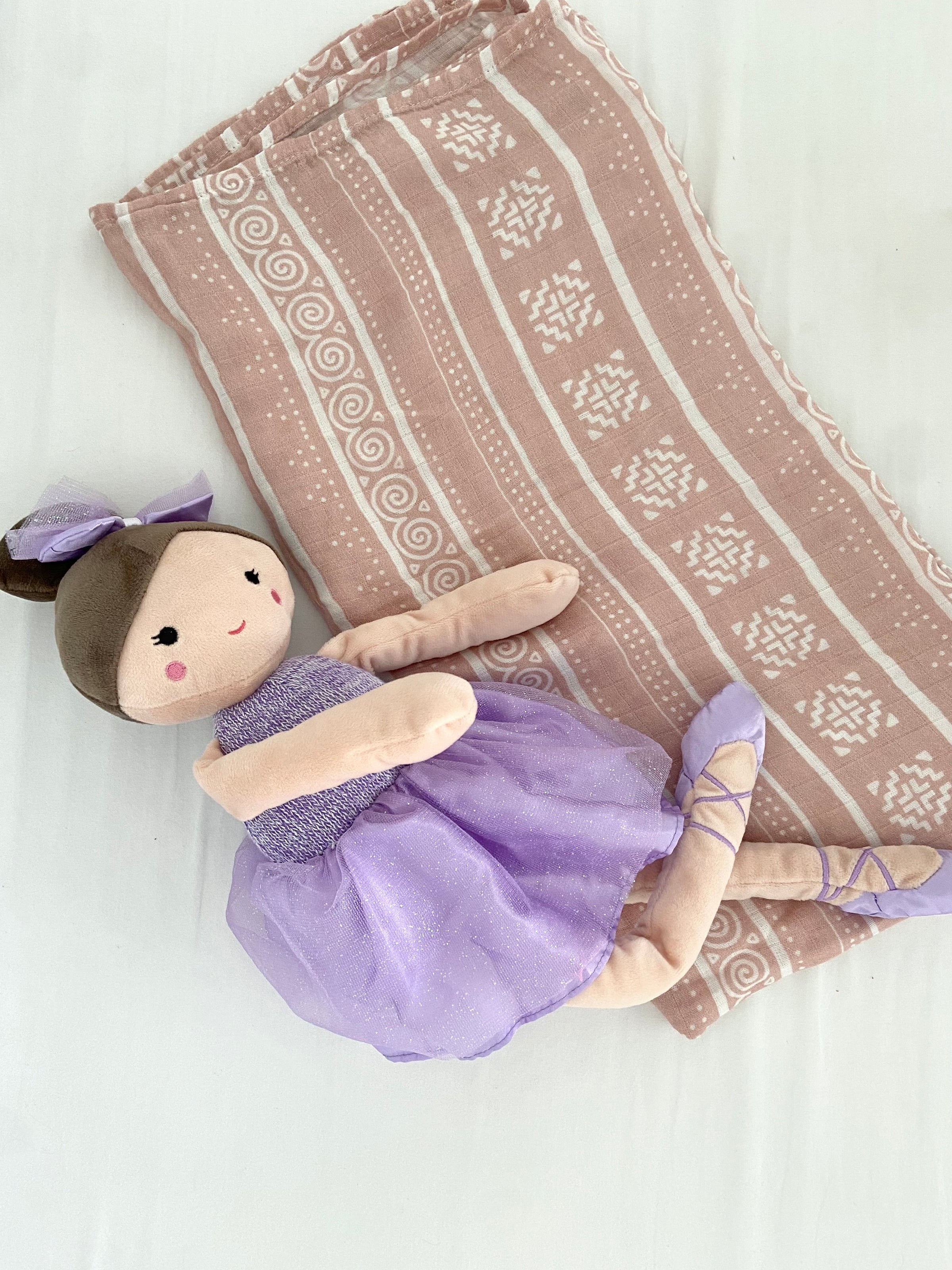 The muslin swaddle is perfect for any nursery and extremely soft to the touch.